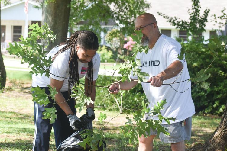 Lake Martin Area United Way holds Day of Action across county