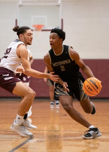 Wetumpka boys basketball at Benjamin Russell