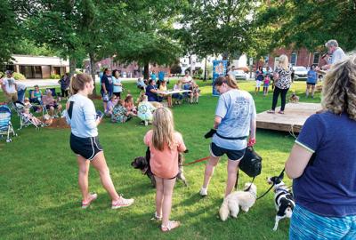 0611 Dog Parade 6.jpg