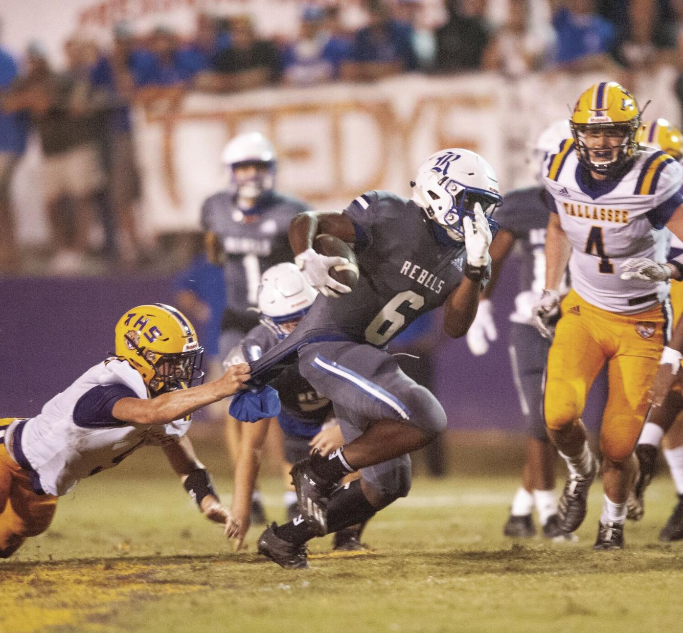 Reeltown wins thriller in rivalry’s return to the football field