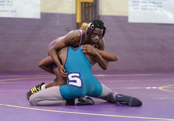 Benjamin Russell vs Gulf Shores Wrestling