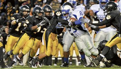 Bears shut down Rebels
