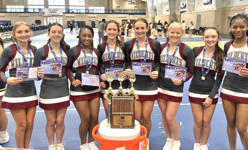 070925 - BR Cheer - 2.jpg