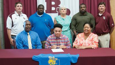 Benjamin Russell’s Coley signs scholarship to Allen