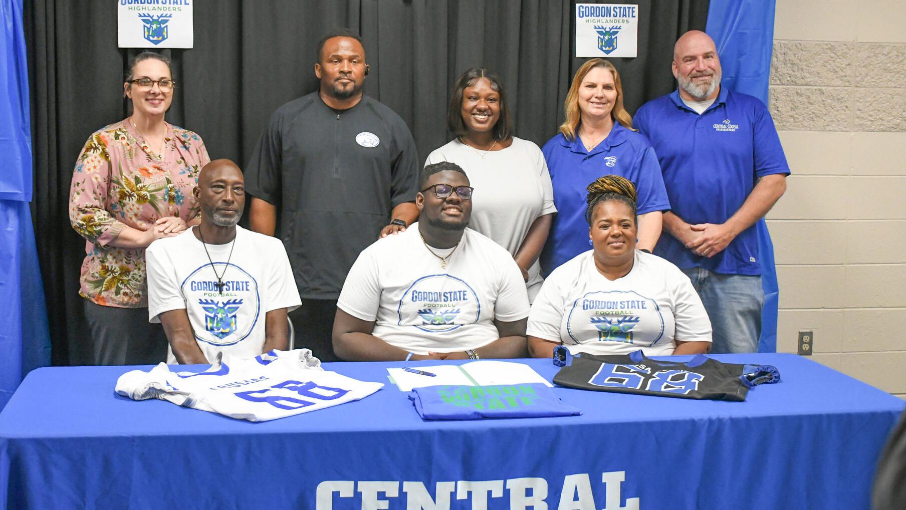 052125 Dylan Calhoun signing.jpg