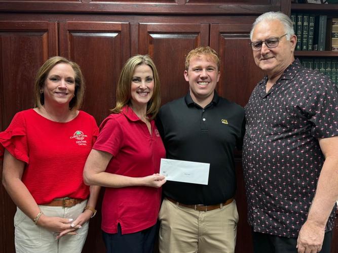 Tangipahoa Parish Clerk of Court #39 s Office awards 2025 scholarship