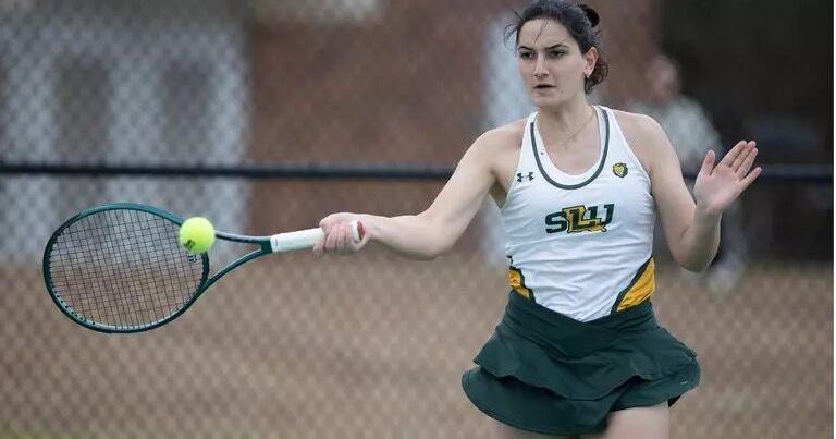 TENNIS: New Orleans holds off SLU, 4-3