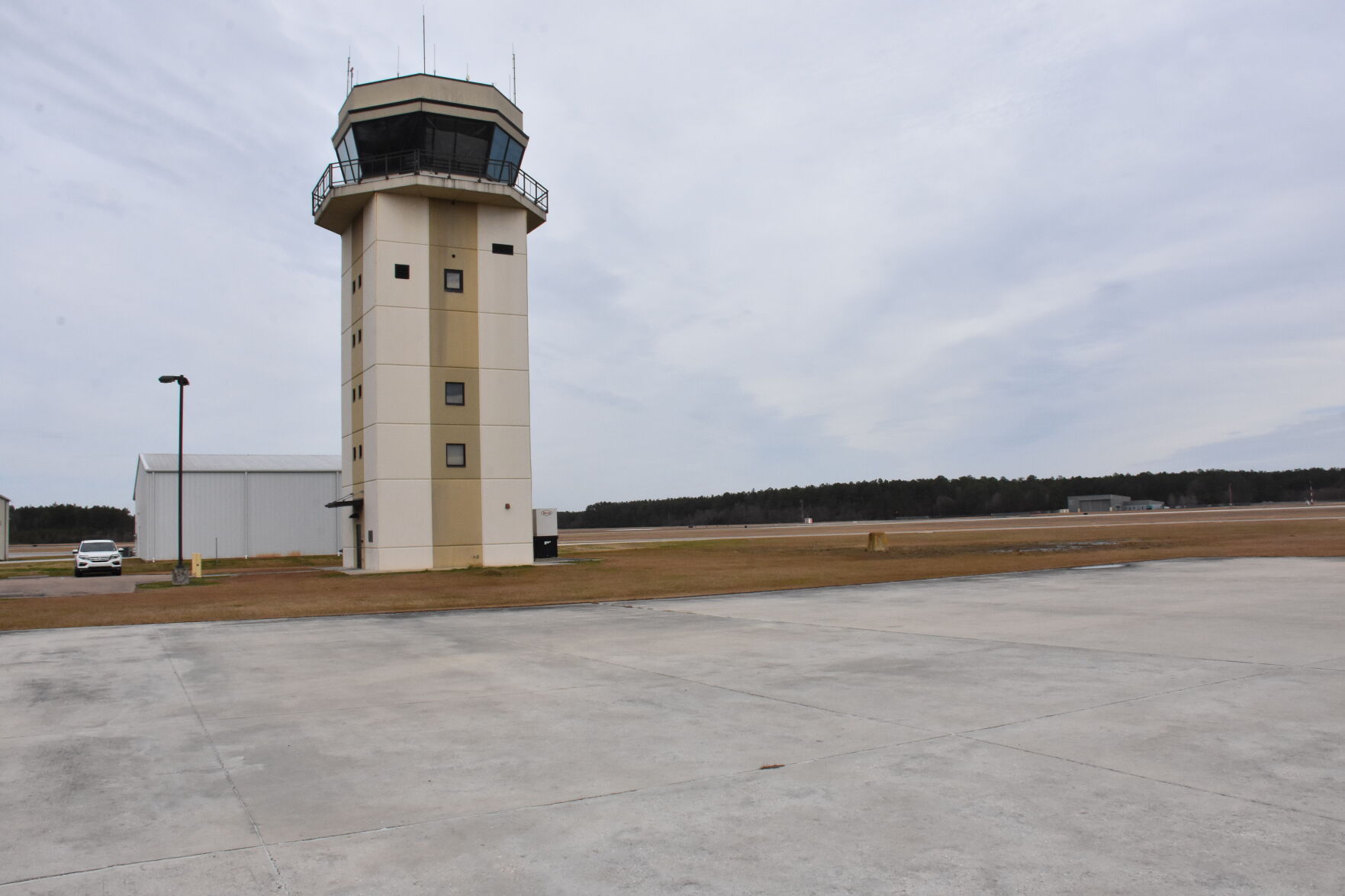 Control tower hours at airport being cut nearly in half | Latest ...