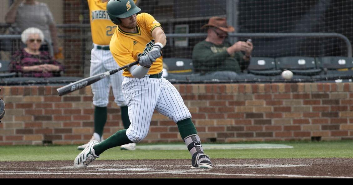 Lions take another doubleheader, sweep SFA series | Sports | an17.com