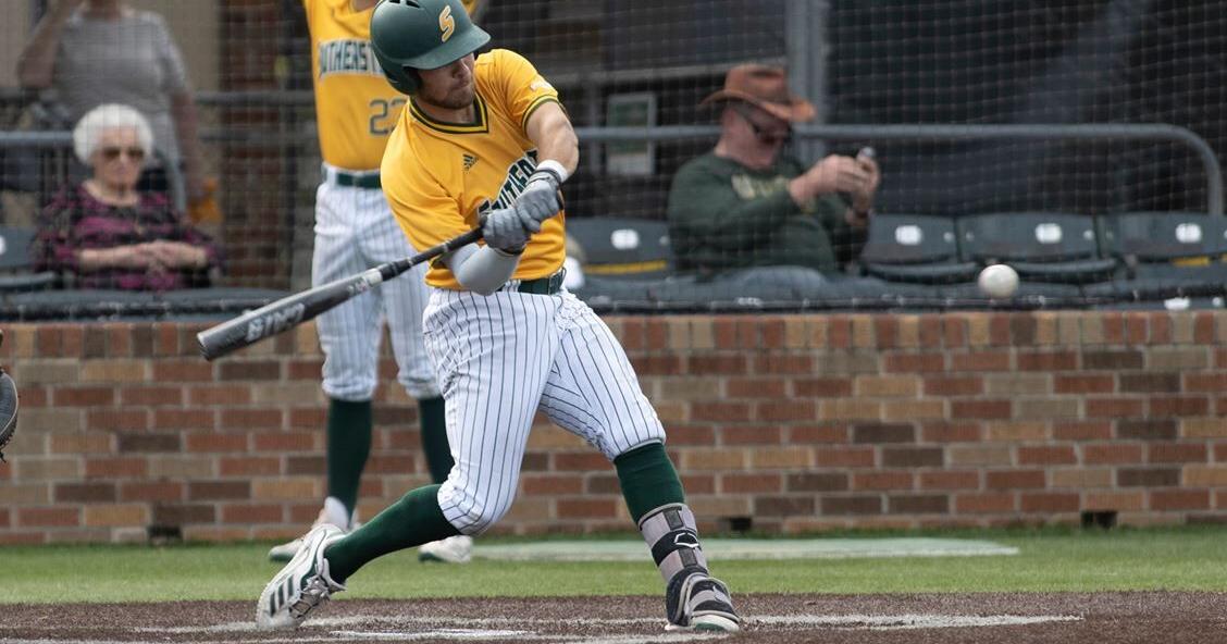 Lions take another doubleheader, sweep SFA series | Sports | an17.com