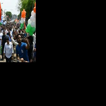 Fish furore fuels fierce election in India's West Bengal