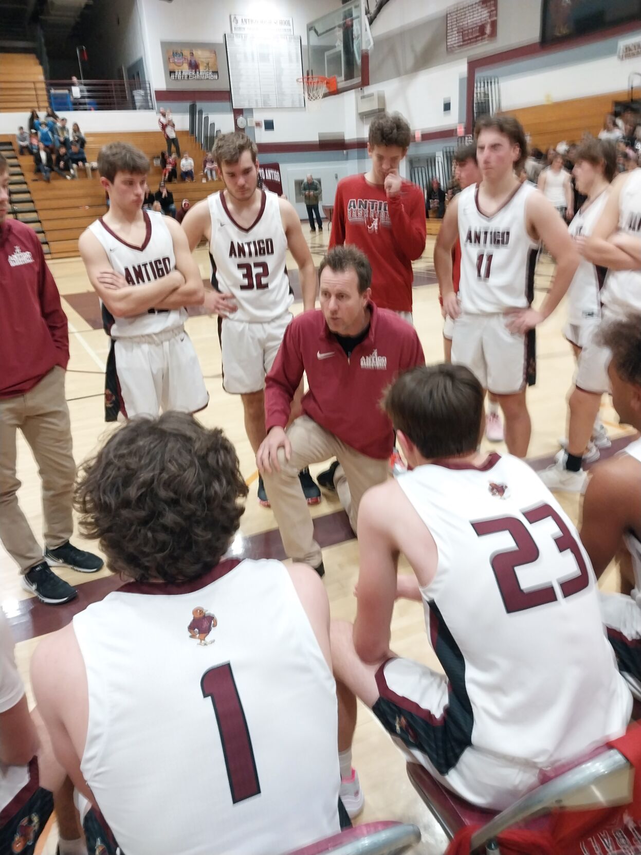 Antigo defeats Ashland, faces Mosinee in basketball Sports