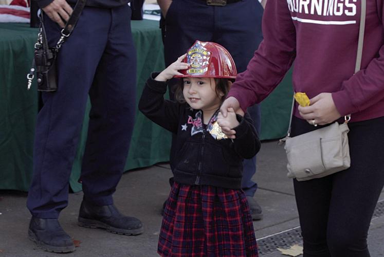 Yuba City Christmas Stroll Twas two weeks before Christmas News