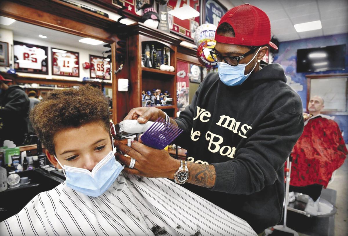 The barber responsible for Patrick Mahomes hairstyle, Sports