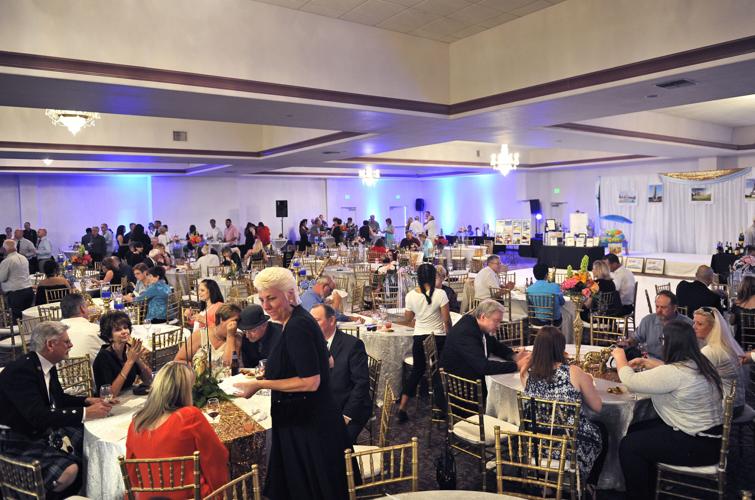 Round Table Yuba City Hours Matttroy