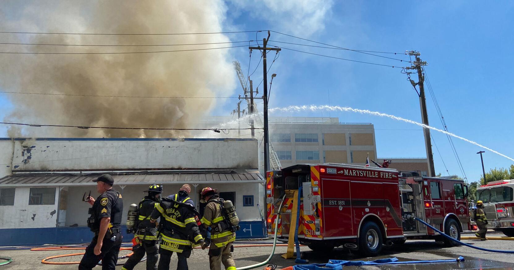Fire engulfs part of Ice House in Marysville - Vimarsana News