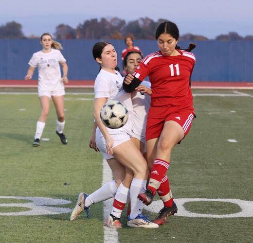 LOCAL RANKINGS Live Oak, Yuba City two of the top girls soccer