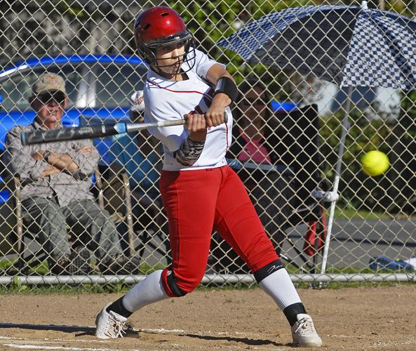 Lindhurst softball takes first step in knocking off reigning champion