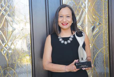 Educator Honored For Empowering Women In Yuba Sutter News Appeal Democrat Com W 2006 populacja wynosiła 61 175 mieszkańców. empowering women in yuba sutter