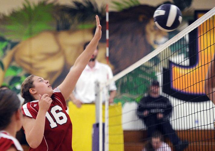 East Nicolaus at Live Oak Volleyball Photo Gallery