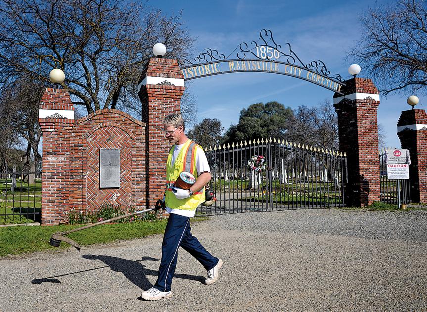 New start New Marysville Cemetery caretaker is a veteran who’s fallen