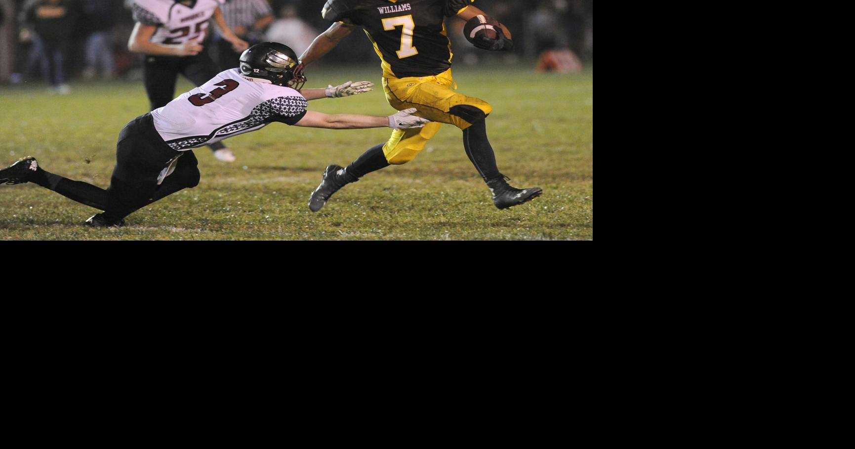 Colusa at Williams Football | Photo Gallery | appeal-democrat.com