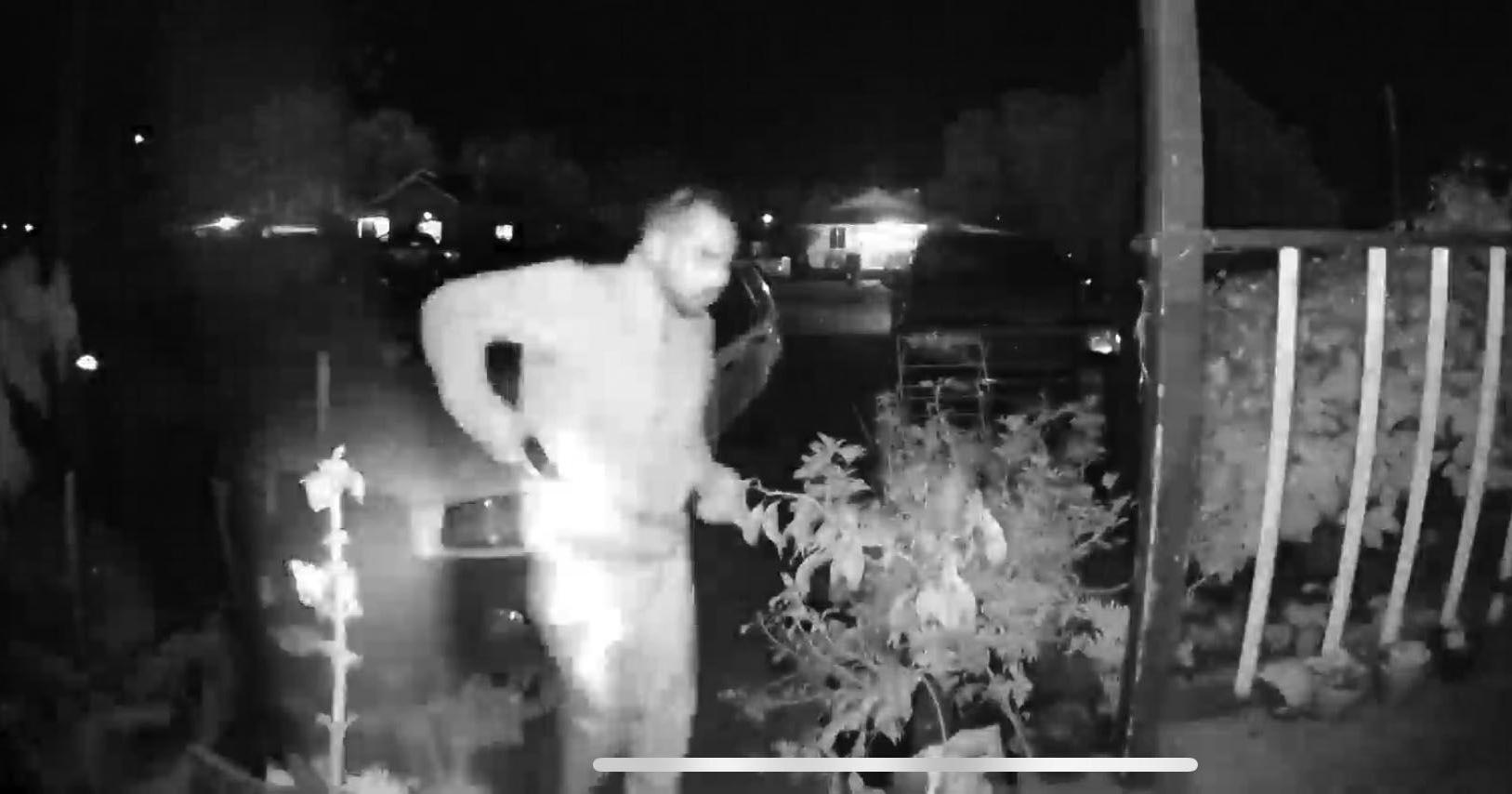 Police seek help in identifying man with gun - Vimarsana News