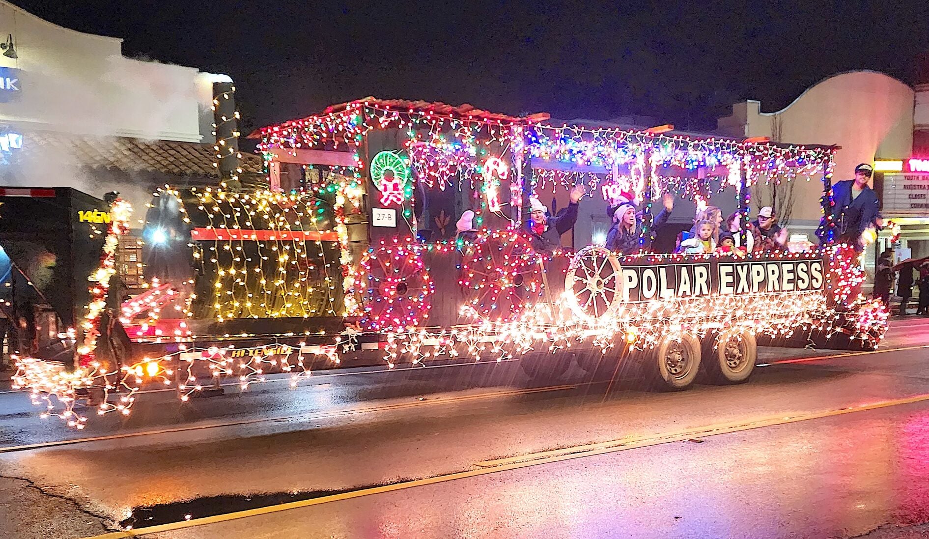 Corning Christmas Parade lights up downtown | Corning Observer |  appeal-democrat.com