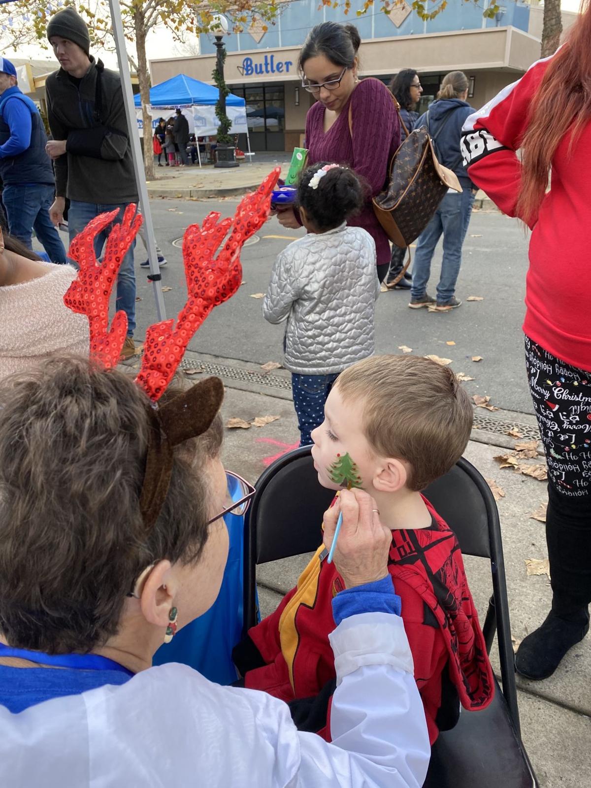 Yuba City Christmas Stroll News