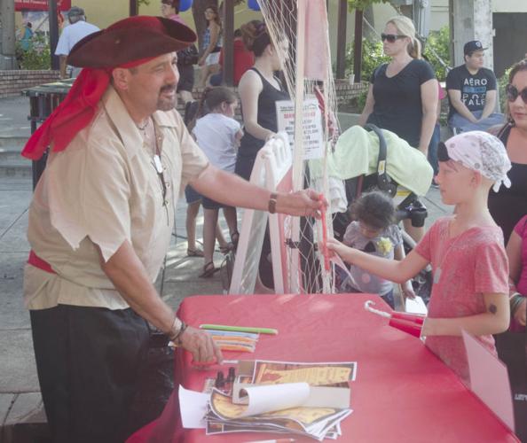 When temps cool, Summer Stroll heats up News