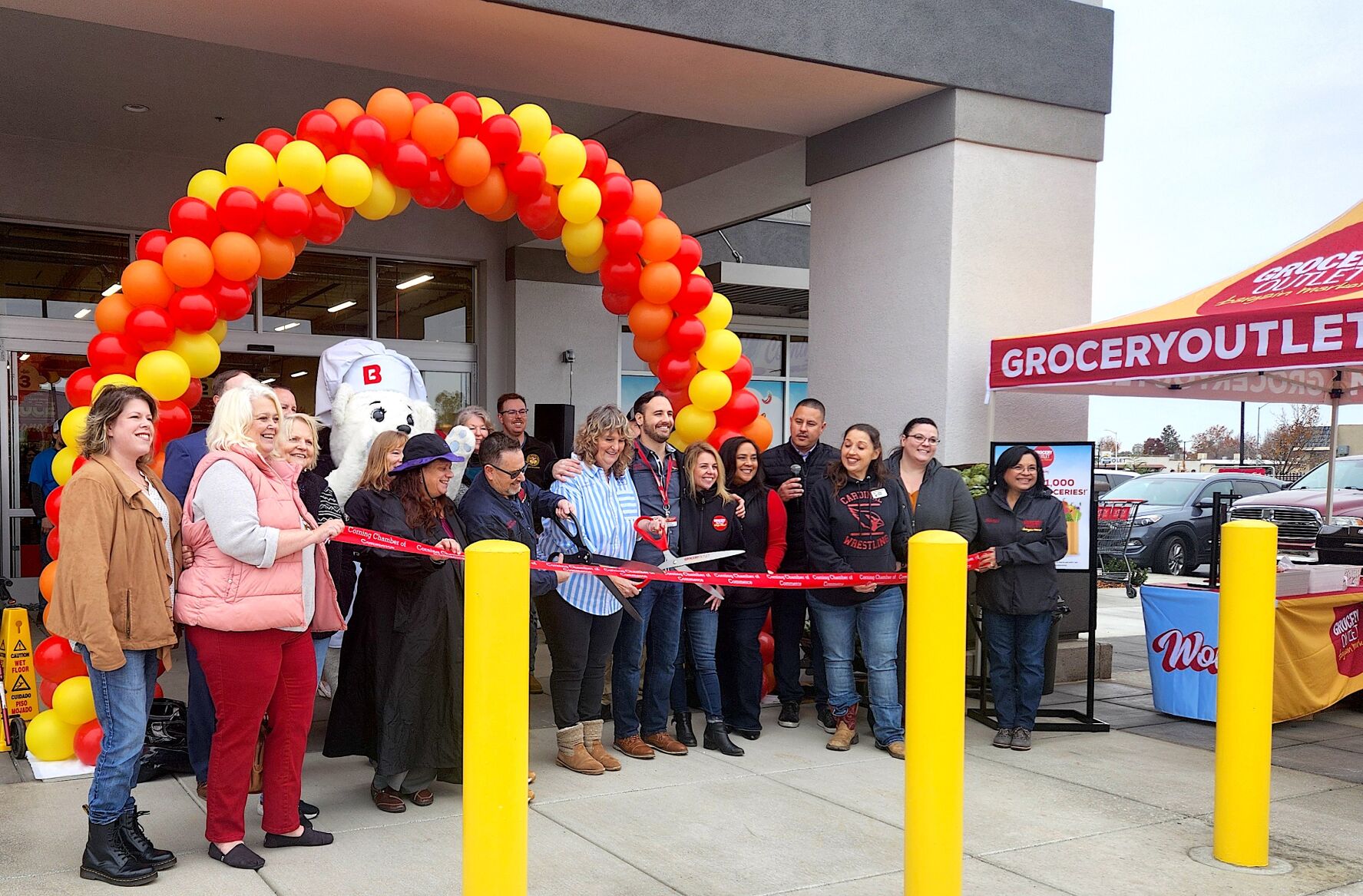 Grocery Outlet grand opening in Corning Corning Observer