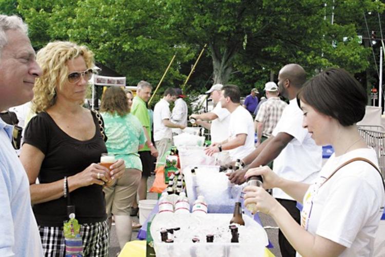 Roswell Beer Fest draws hundreds Archives