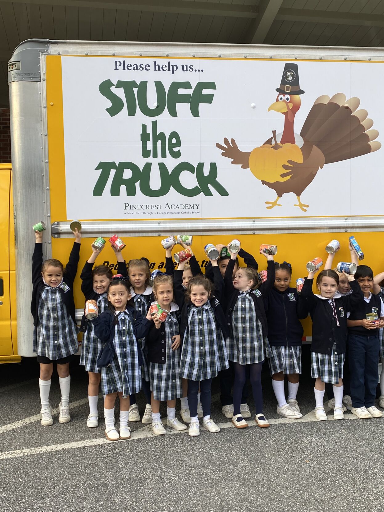 Forsyth County school sees record donations in annual canned food drive