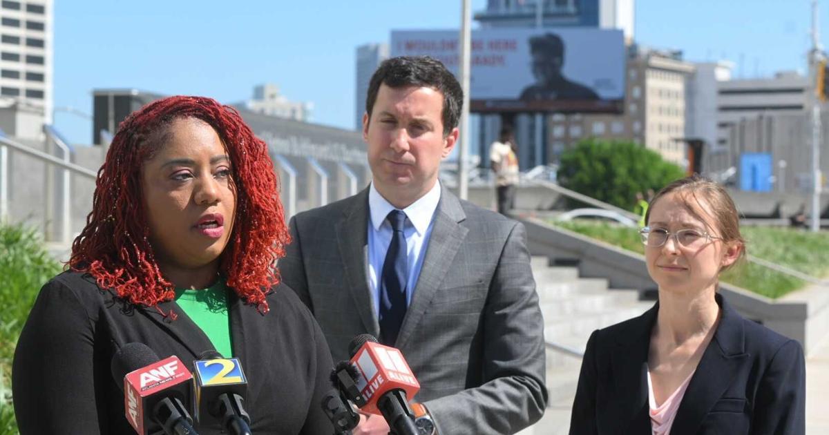 Georgia woman sues law enforcement officers after accidental raid at ...