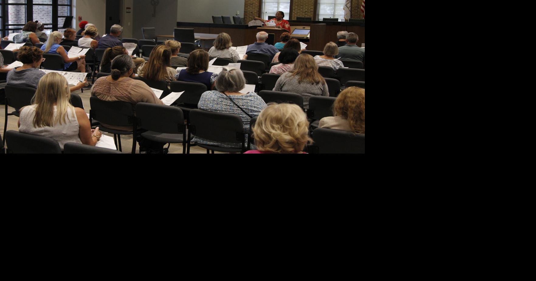 MH 0720 Milton Elections Meeting 1.JPG