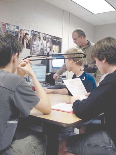 Students launch online radio station | News | appenmedia.com