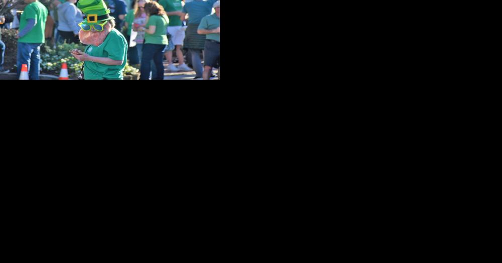 Olde Blind Dog celebrates St. Patrick's Day with bagpipes and beer | Arts & Entertainment - Vimarsana News
