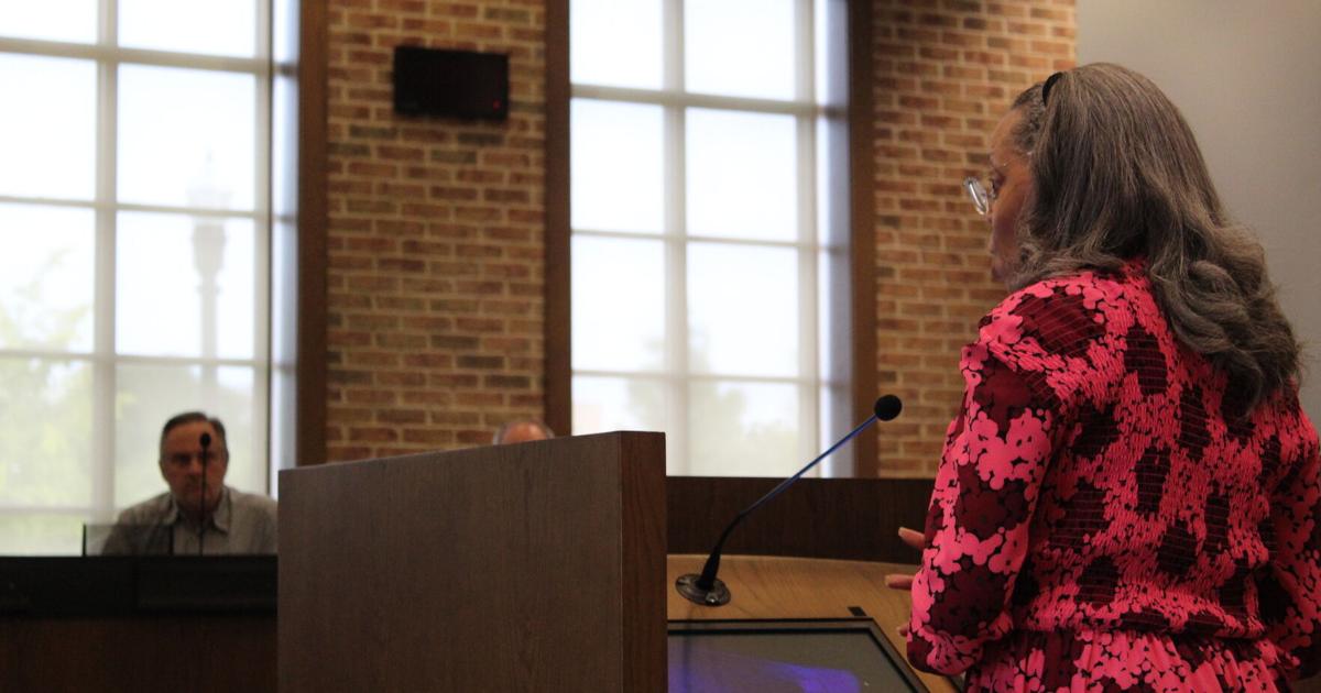 Milton residents question partisanship of elections committee | News