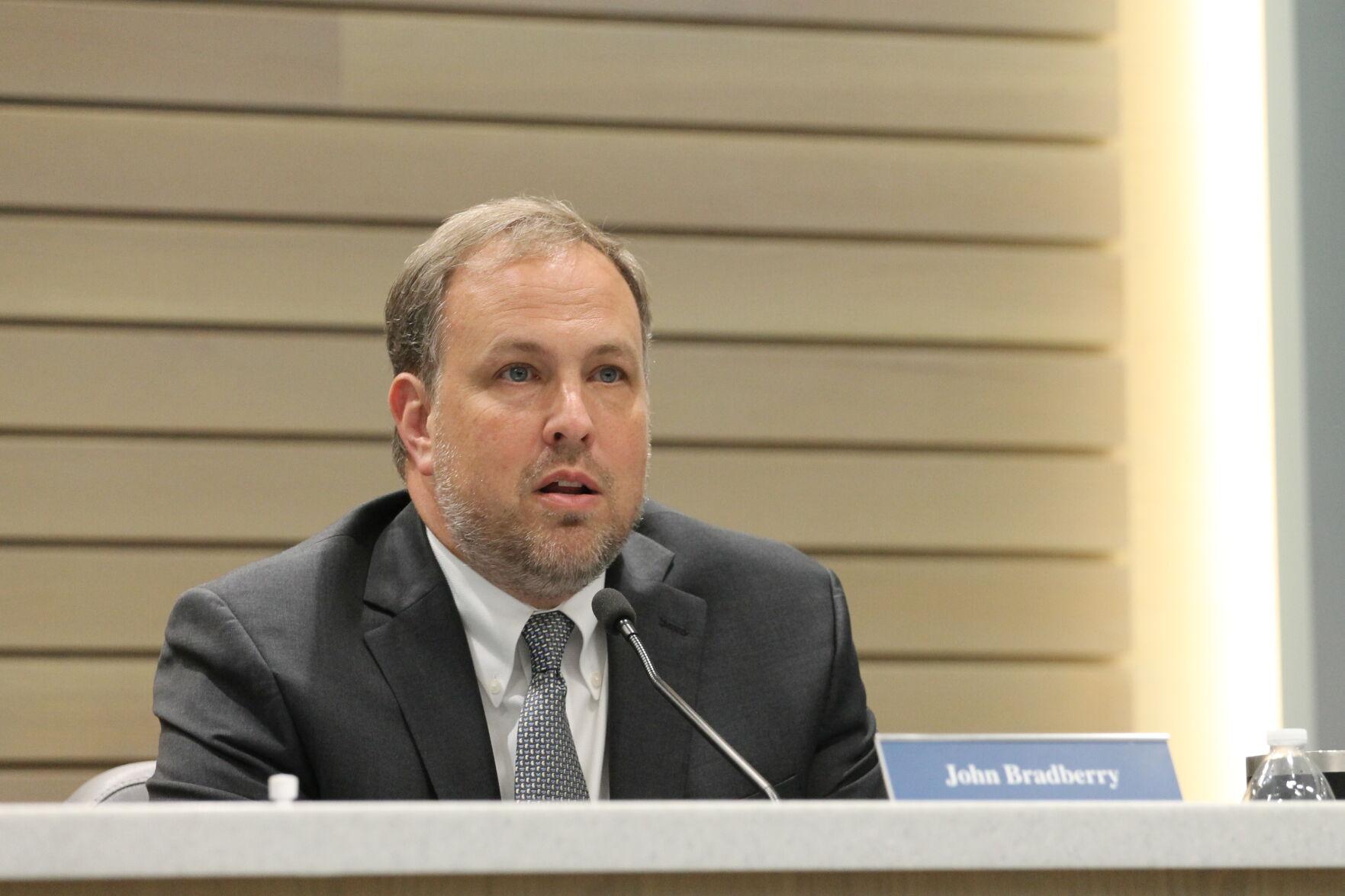 Johns Creek weighs town center construction and police salary increase