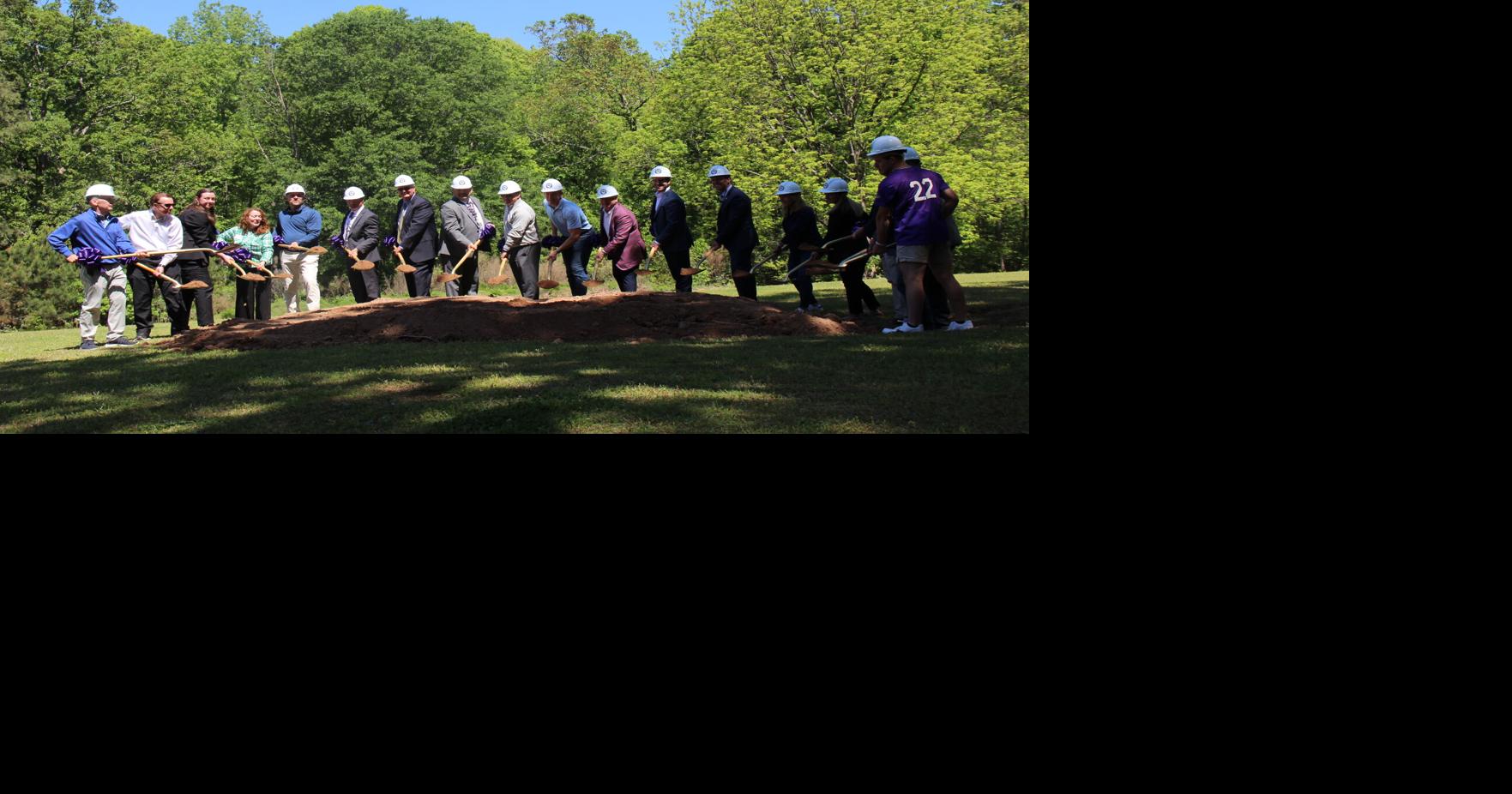 Baseball legend pitches in for new King’s Ridge field | Alpharetta and ...