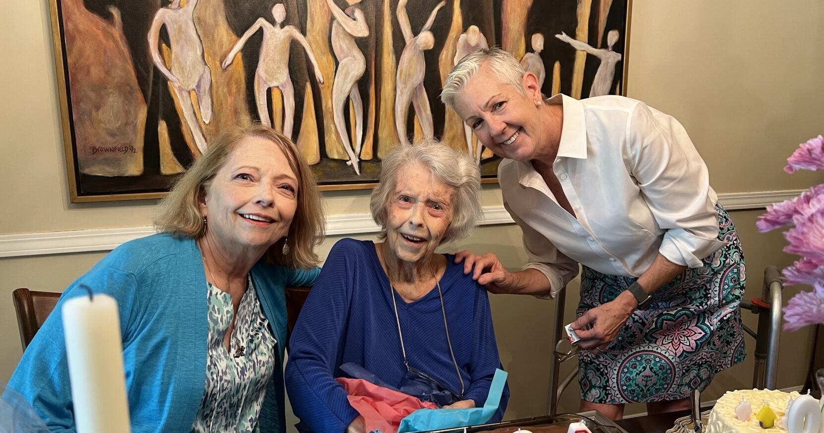 Dunwoody woman celebrates 100th birthday amid family, friends - Vimarsana News