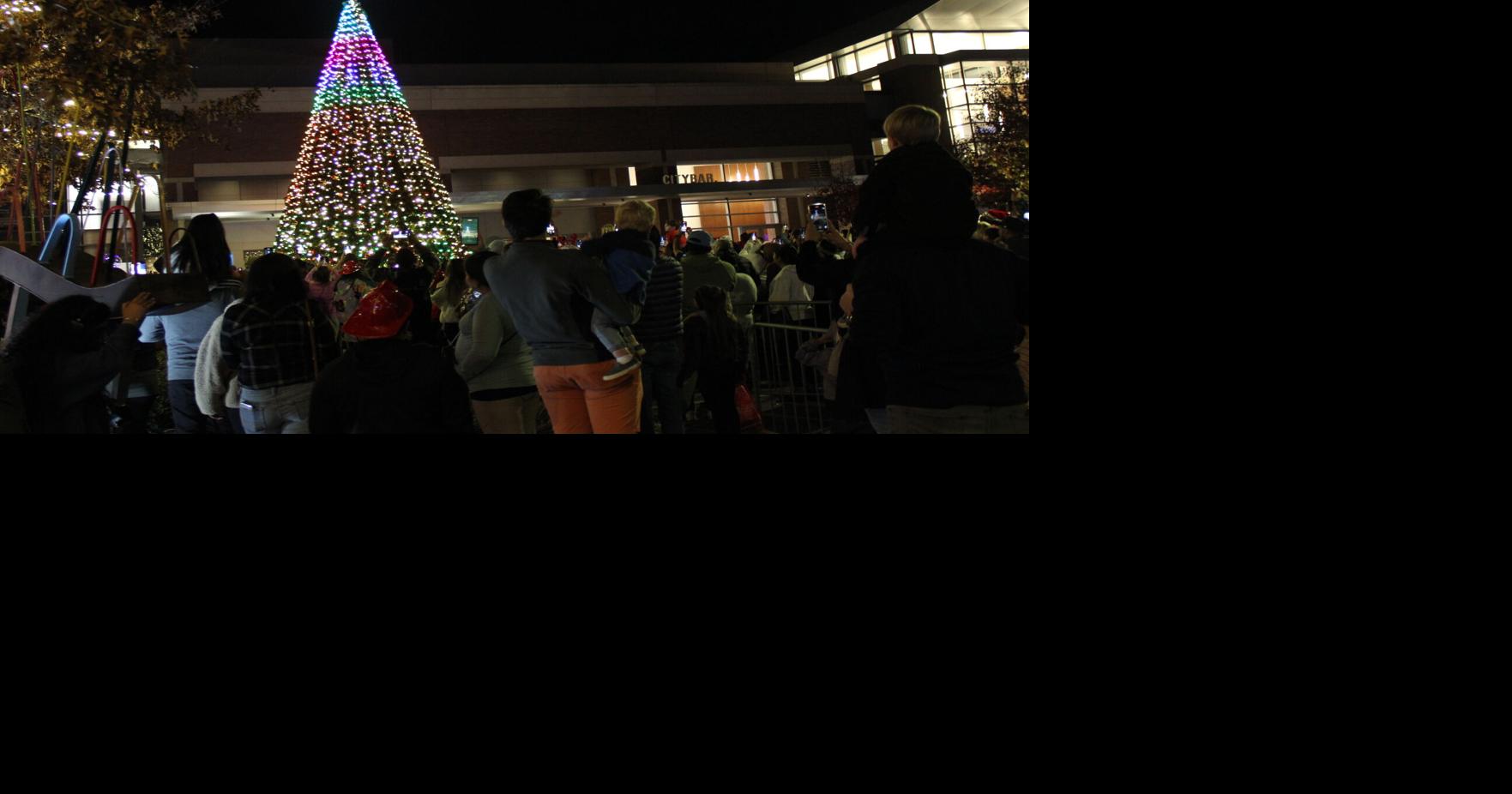 Sparkle Sandy Springs dazzles crowd at city center | Sandy Springs News ...