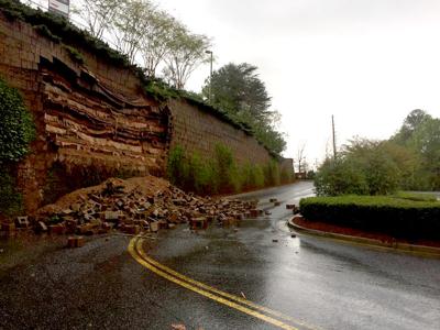 Publix retaining wall collapses | News | appenmedia.com