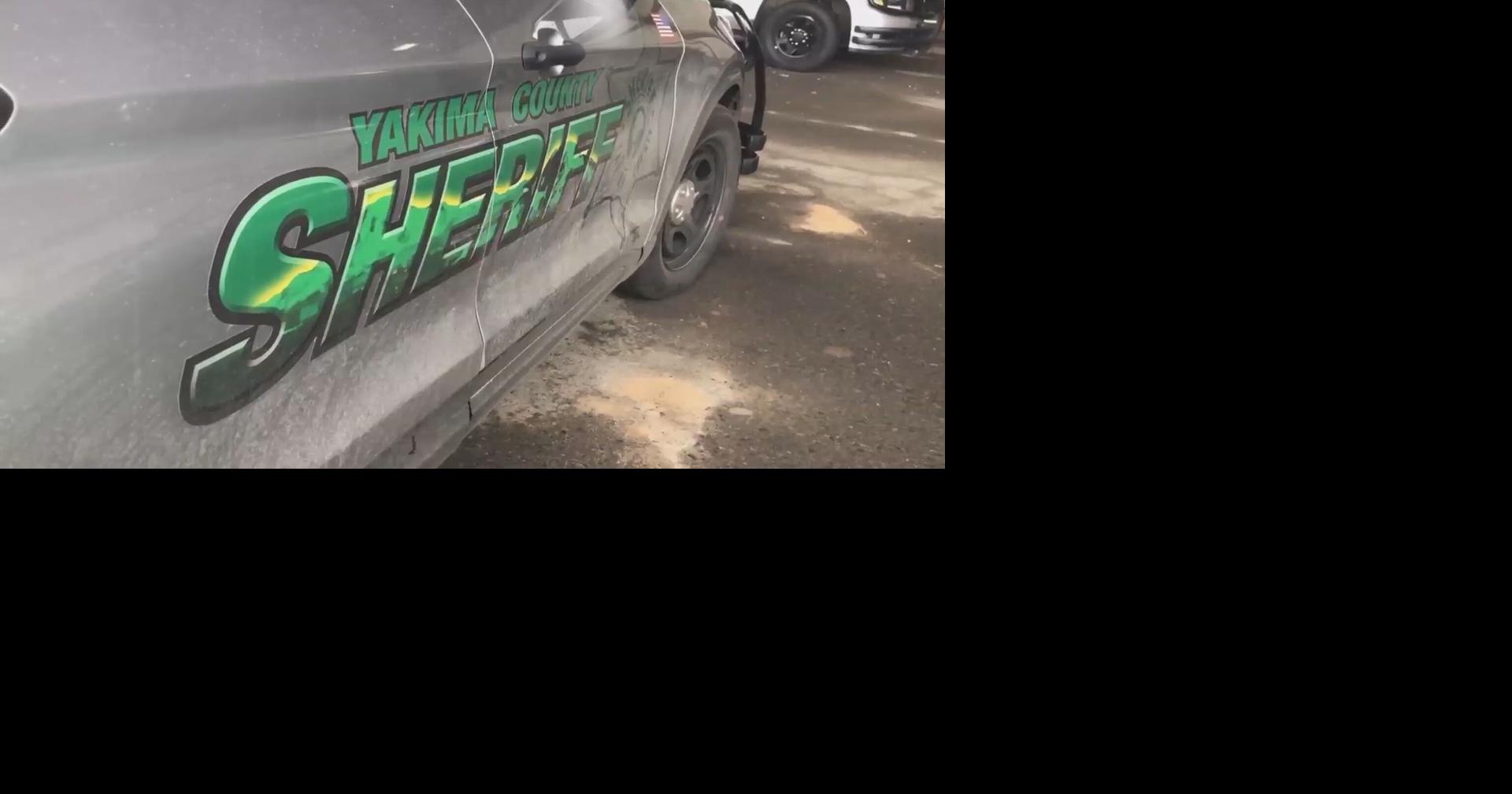 Selah High School student dies in early morning crash