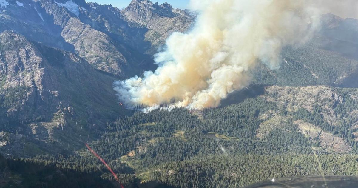 Read More King Fire over 3,000 acres, 0% contained in Alpine Lakes Wilderness