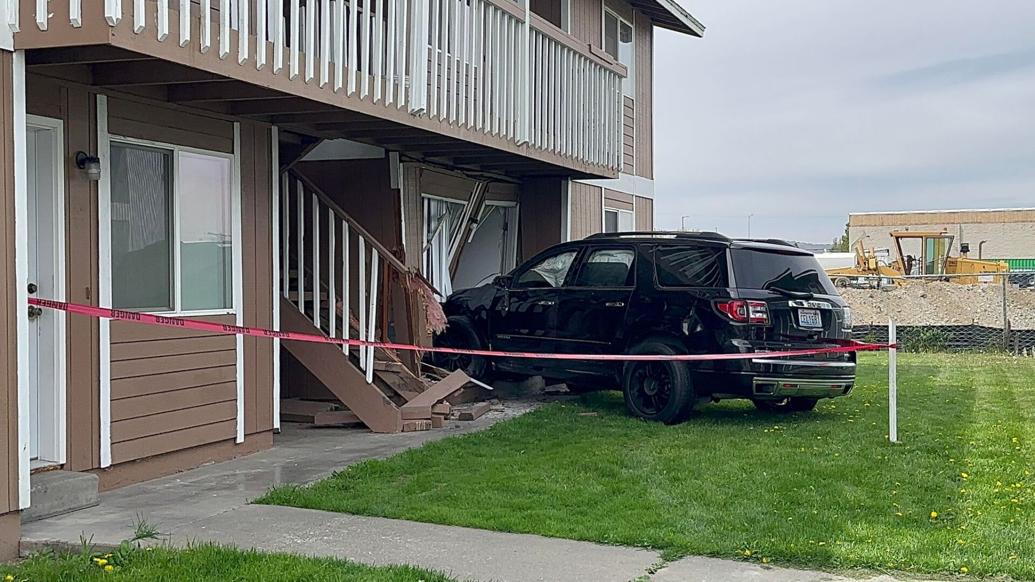 One arrested for DUI after car rams into Kennewick apartment complex Wednesday News