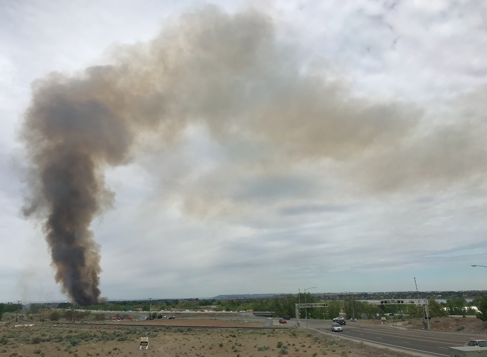 GALLERY: Richland Brush Fire Sends Plume Of Smoke Into The Air For ...