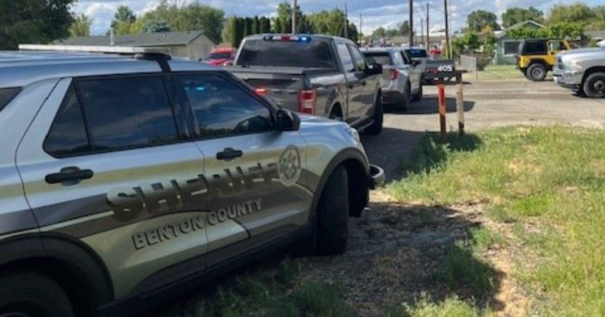 Benton City man arrested for endangerment after unattended child was ...
