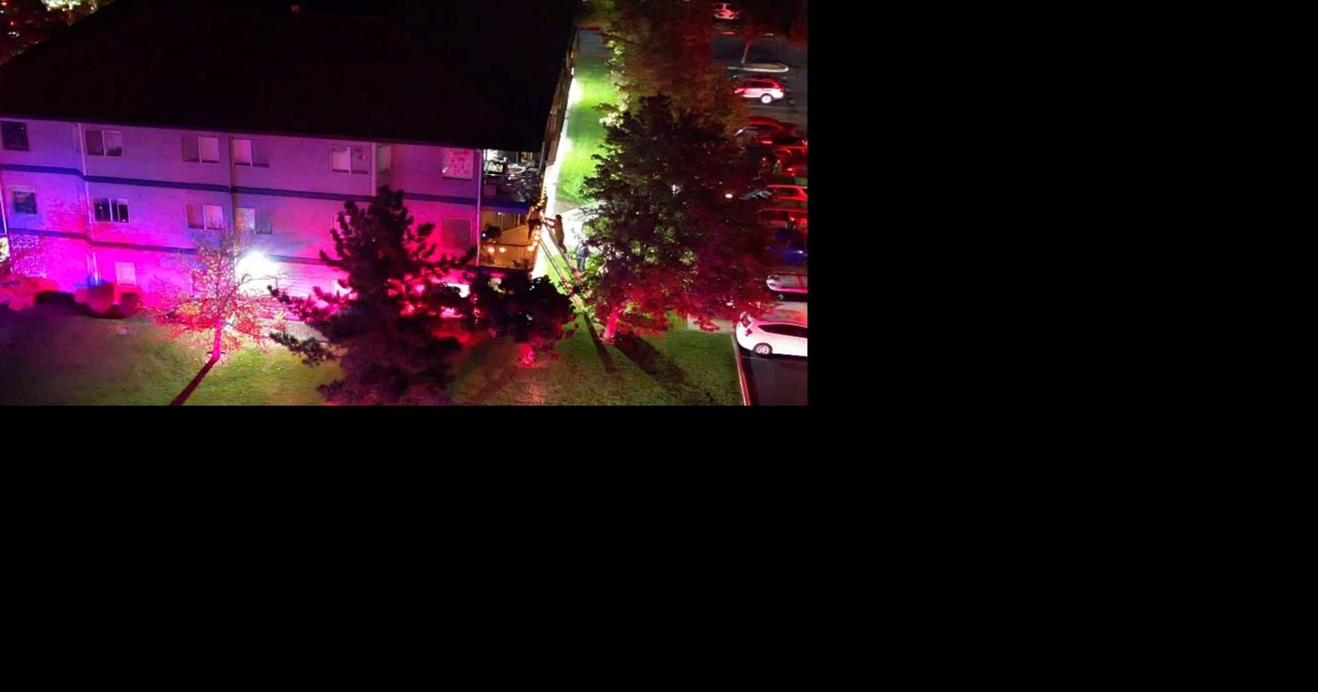 Family rescued from balcony after apartment fire in Richland