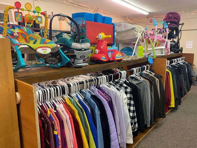 boys nike trainers size 5.5